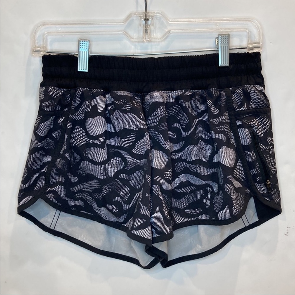 Lululemon Tracker Short IV Mini Warp White Black 8